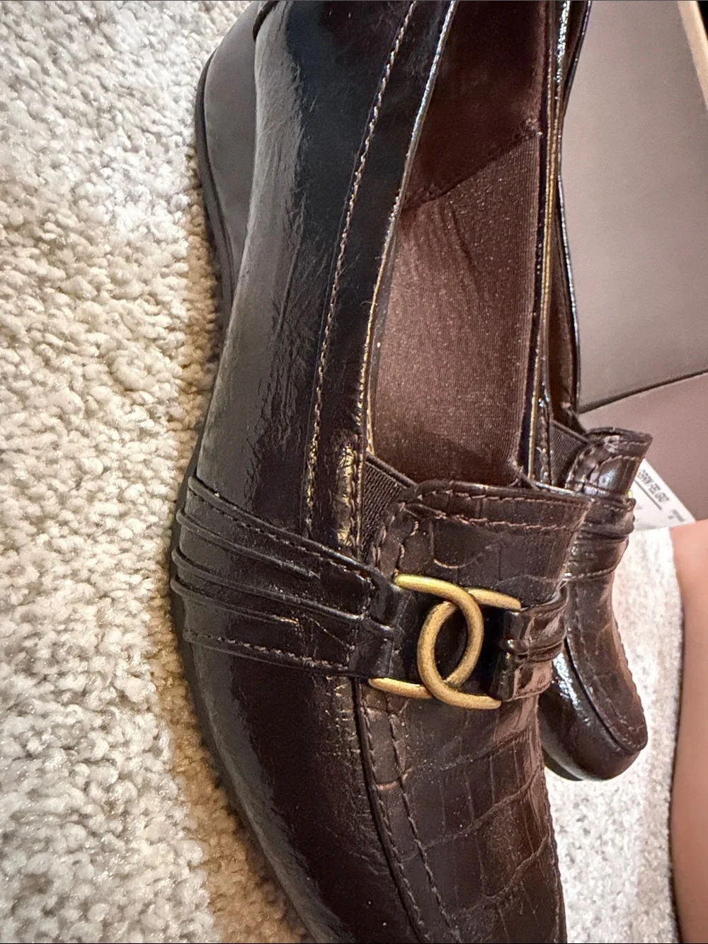 Life Stride croc embossed